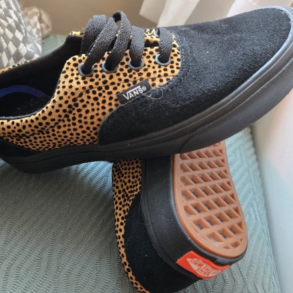 Vans Comfy Cush Tiny Cheetah Print Sneakers -  Women's size 6 (Men's 4.5)